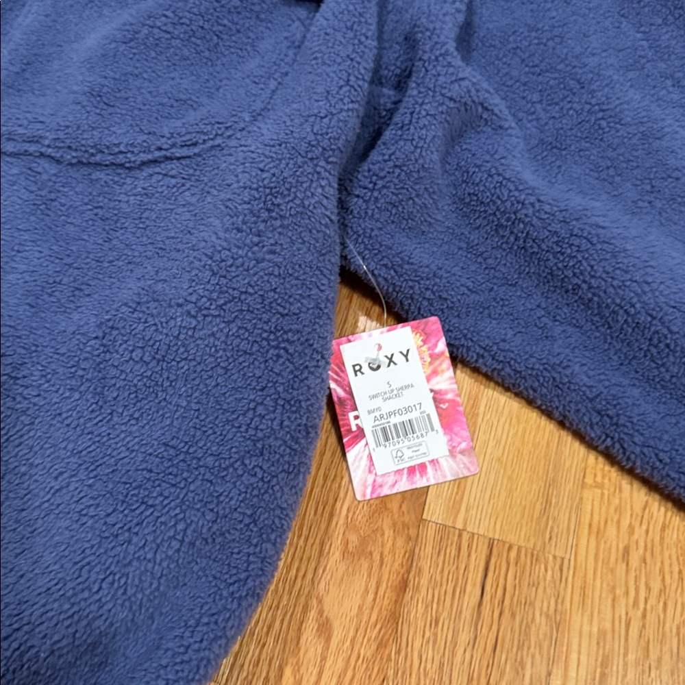 Roxy Cozy Button Up Sherpa Jacket - Picture 3 of 8
